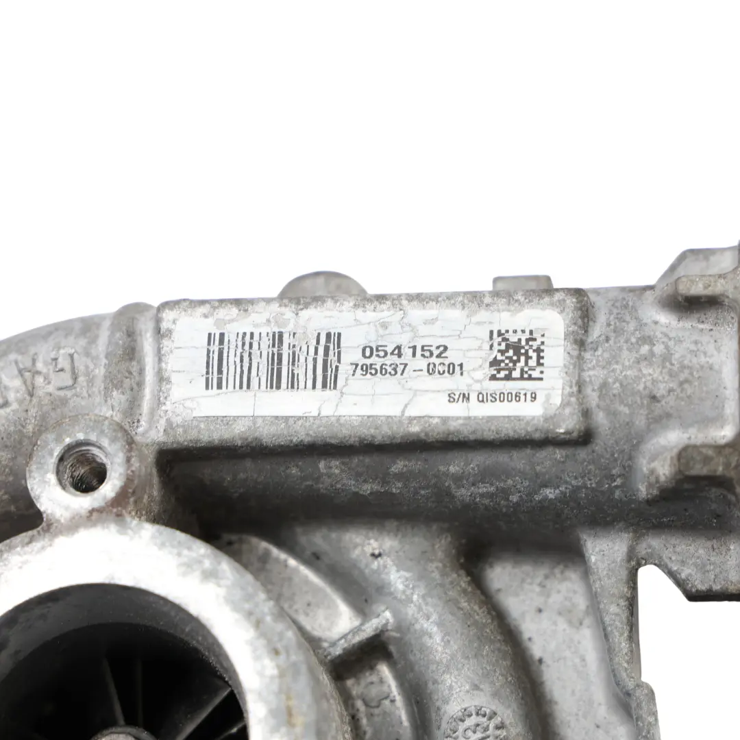 M9R Diesel Motor Turbo Turbolader für Opel Vivaro A 2.0 Dci mit Teilenummer 95514574 Opel Vivaro A 2.0 Dci M9R Diesel Motor Turbo Turbolader - SKU 95514574 - Teilenummer 95514574