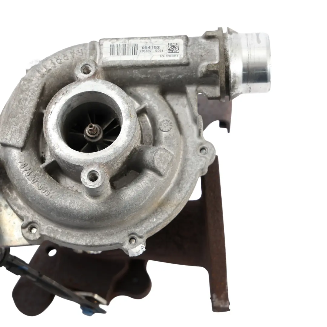 M9R Diesel Motor Turbo Turbolader für Opel Vivaro A 2.0 Dci mit Teilenummer 95514574 Opel Vivaro A 2.0 Dci M9R Diesel Motor Turbo Turbolader - SKU 95514574 - Teilenummer 95514574