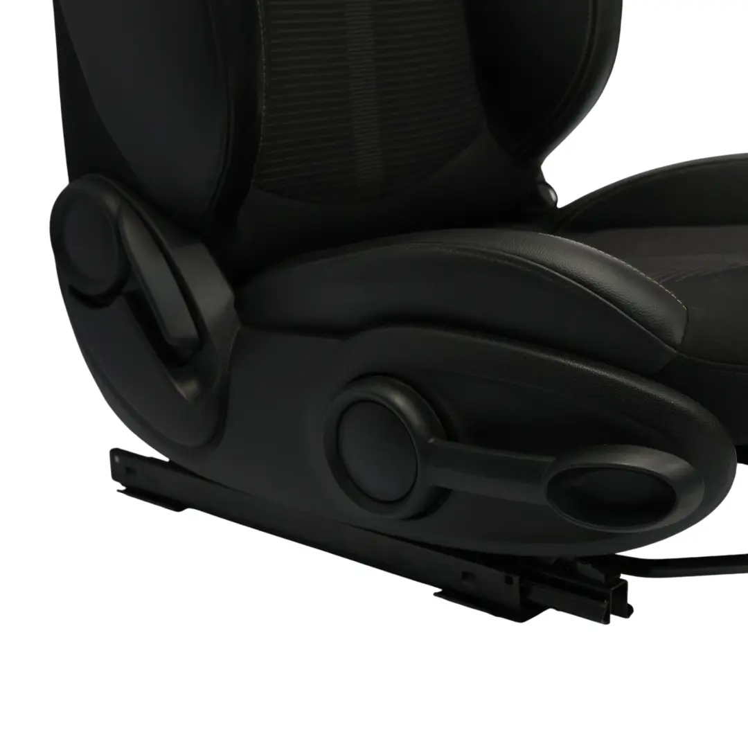 Sedile Sport Anteriore Destro Riscaldato Tessuto Pelle Tabacco per Mini R60 con numero di parte 9805154 Mini R60 Sedile Sport Anteriore Destro Riscaldato Tessuto Pelle Tabacco - SKU 9805154-3 - Numero di parte 9805154