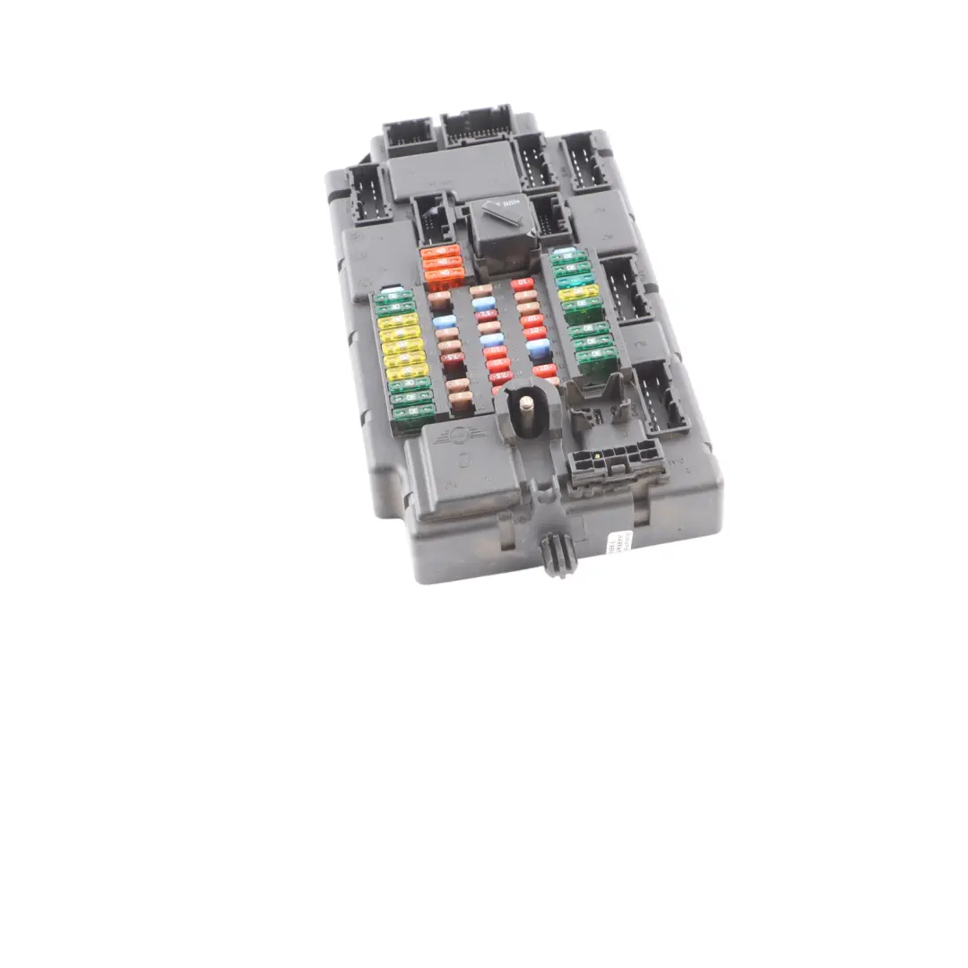 Boîtier Distribution Fusibles High PL3 SPEG H6 pour Mini R60 Countryman à propos du numéro de pièce 9809589 Mini R60 Countryman Boîtier Distribution Fusibles High PL3 SPEG H6 - SKU 9809589 - Numéro de pièce 9809589