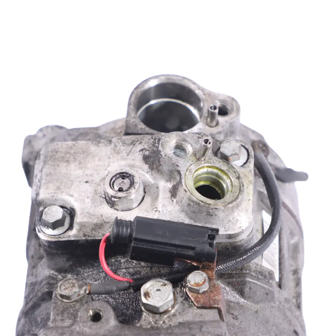 Compresseur d'air conditionné Mercedes W203 A/C Compresseur pour à propos du numéro de pièce A0002306811 Compresseur d'air conditionné Mercedes W203 A/C Compresseur - SKU A0002306811 - Numéro de pièce A0002306811