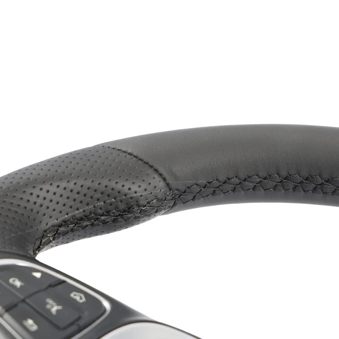 NUOVO In Pelle Nera Multifunzione per Volante Mercedes W205 X253 con numero di parte A0004601803 Volante Mercedes W205 X253 NUOVO In Pelle Nera Multifunzione - SKU A0004601803-1 - Numero di parte A0004601803