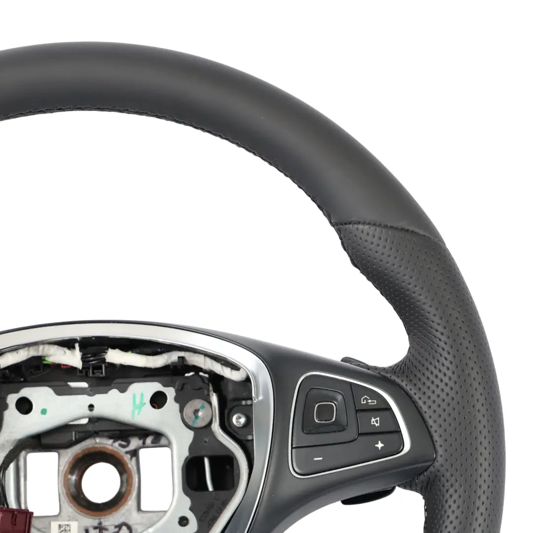Mercedes W213 NEU Schwarzes Leder Sportlenkrad Multifunktion - SKU A0004605600-1 - Teilenummer A0004605600