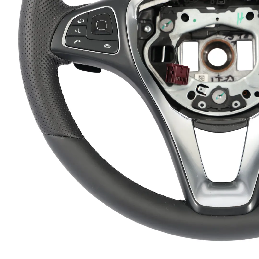 Mercedes W213 NOUVEAU Volant sport en cuir noir multifonction - SKU A0004605600-1 - Numéro de pièce A0004605600