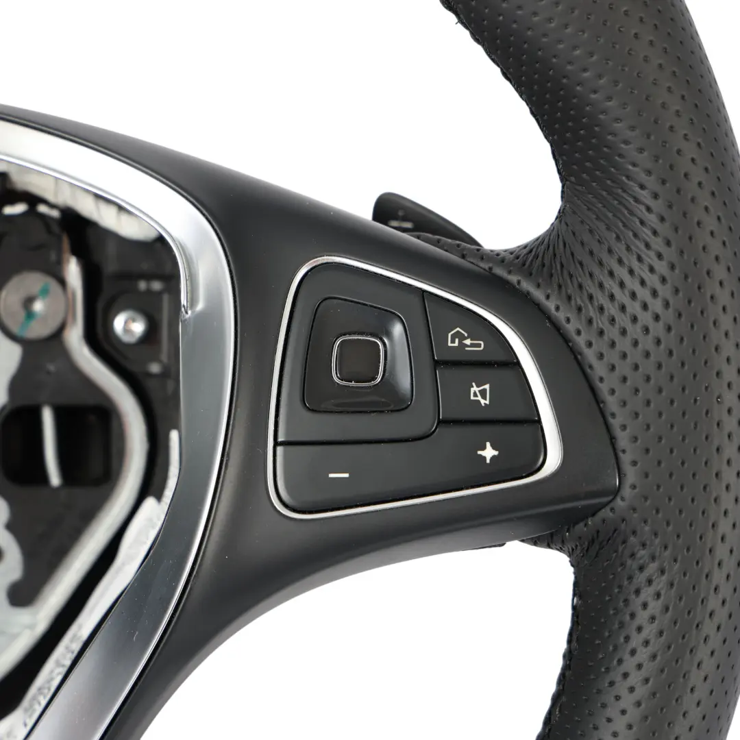 Kierownica NOWA Czarna Skóra Multifunkcja Łopatki do Mercedes W213 o numerze A0004605600 Mercedes W213 Kierownica NOWA Czarna Skóra Multifunkcja Łopatki - SKU A0004605600-1 - Numer Części A0004605600