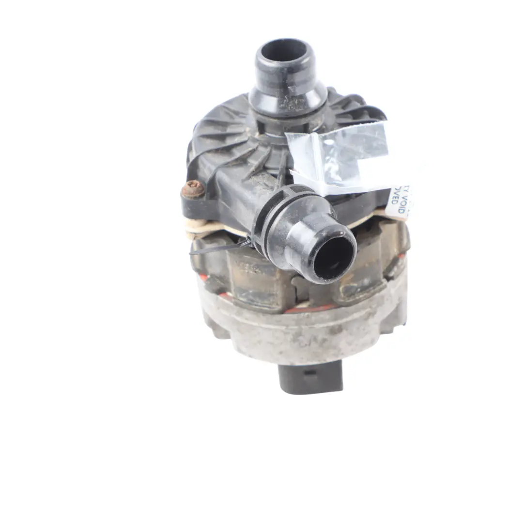 Auxiliary Coolant Water Circulation Pump Cooling Unit to Mercedes W205 with Part number A0005003000 Mercedes W205 Auxiliary Coolant Water Circulation Pump Cooling Unit - SKU A0005003000 - Part number A0005003000