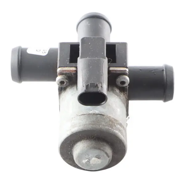 Heater Water Coolant Control Unit Valve to Mercedes W205 with Part number A0005062864 Mercedes W205 Heater Water Coolant Control Unit Valve - SKU A0005062864 - Part number A0005062864