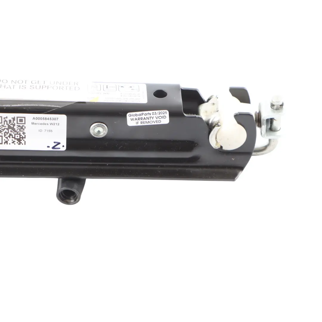 Lifting Jack Mercedes W212 Car Tool Emergency Wheel to with Part number A0005845307 Lifting Jack Mercedes W212 Car Tool Emergency Wheel - SKU A0005845307 - Part number A0005845307