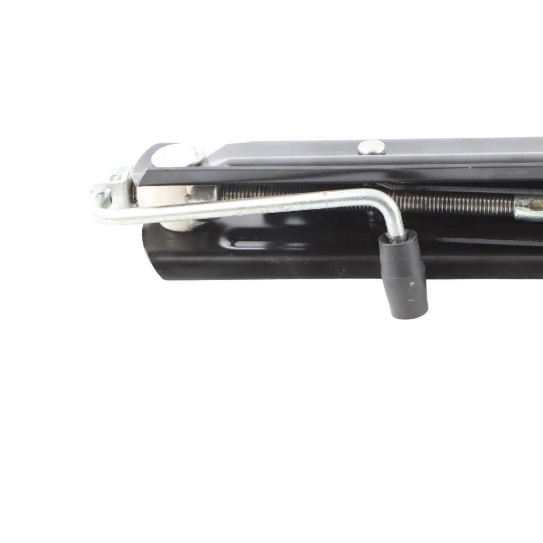 Lifting Jack Mercedes W212 Car Tool Emergency Wheel to with Part number A0005845307 Lifting Jack Mercedes W212 Car Tool Emergency Wheel - SKU A0005845307 - Part number A0005845307