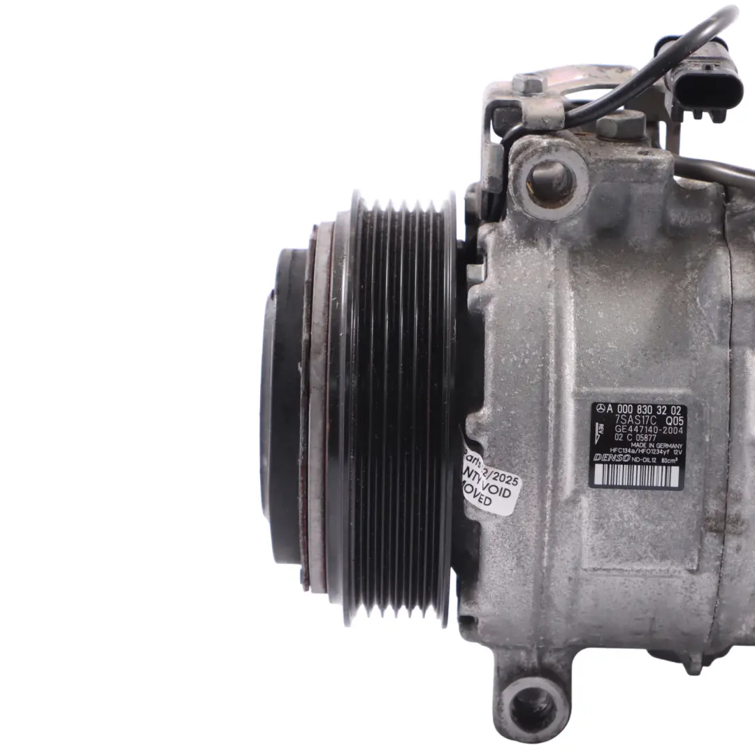 W253 Pompa Aria Condizionata Eletrica per Compressore Aria Mercedes W213 con numero di parte A0008303202 Compressore Aria Mercedes W213 W253 Pompa Aria Condizionata Eletrica - SKU A0008303202 - Numero di parte A0008303202