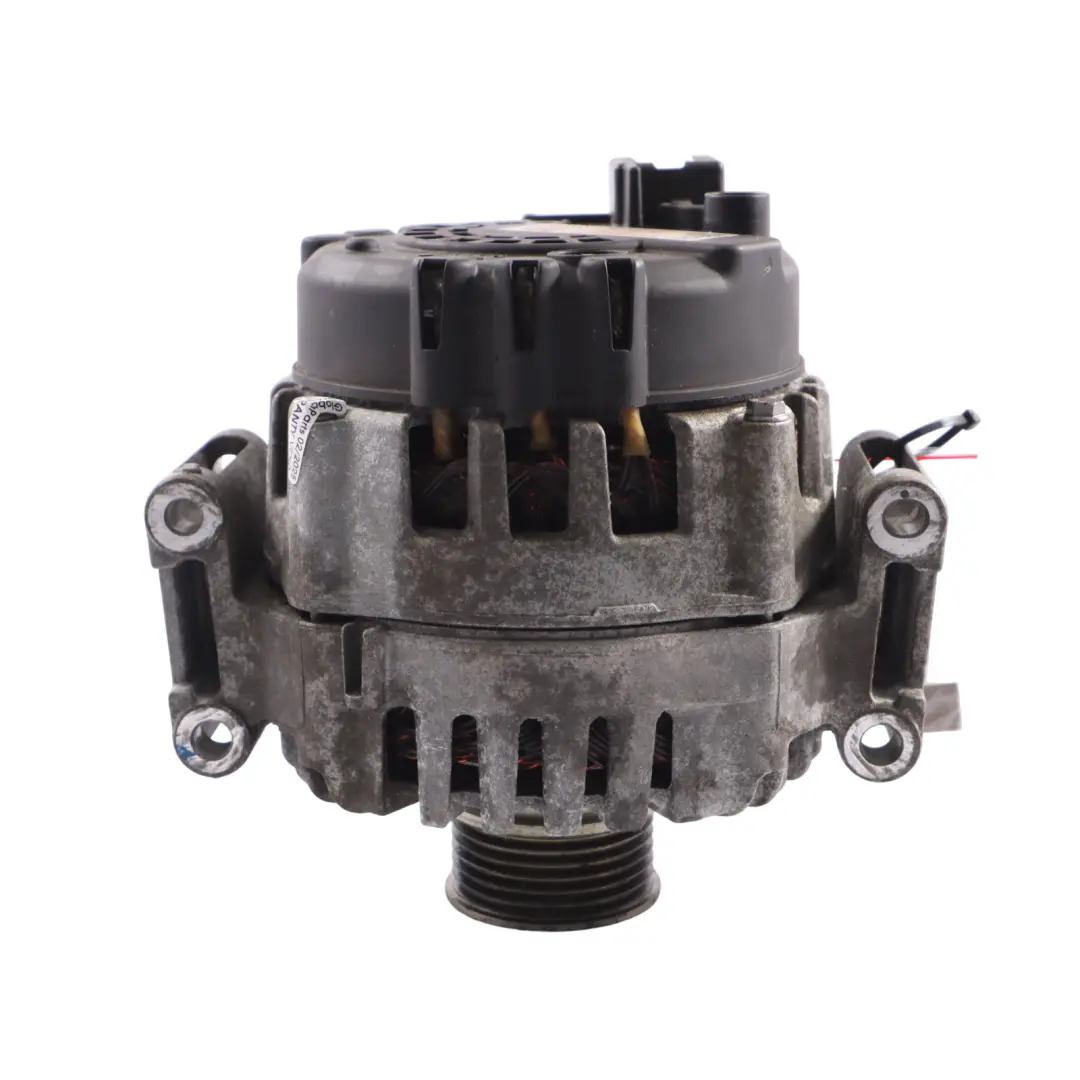 Benzina Alternatore Generatore per Mercedes W213 C238 con numero di parte A0009060205 Mercedes W213 C238 Benzina Alternatore Generatore - SKU A0009060205 - Numero di parte A0009060205