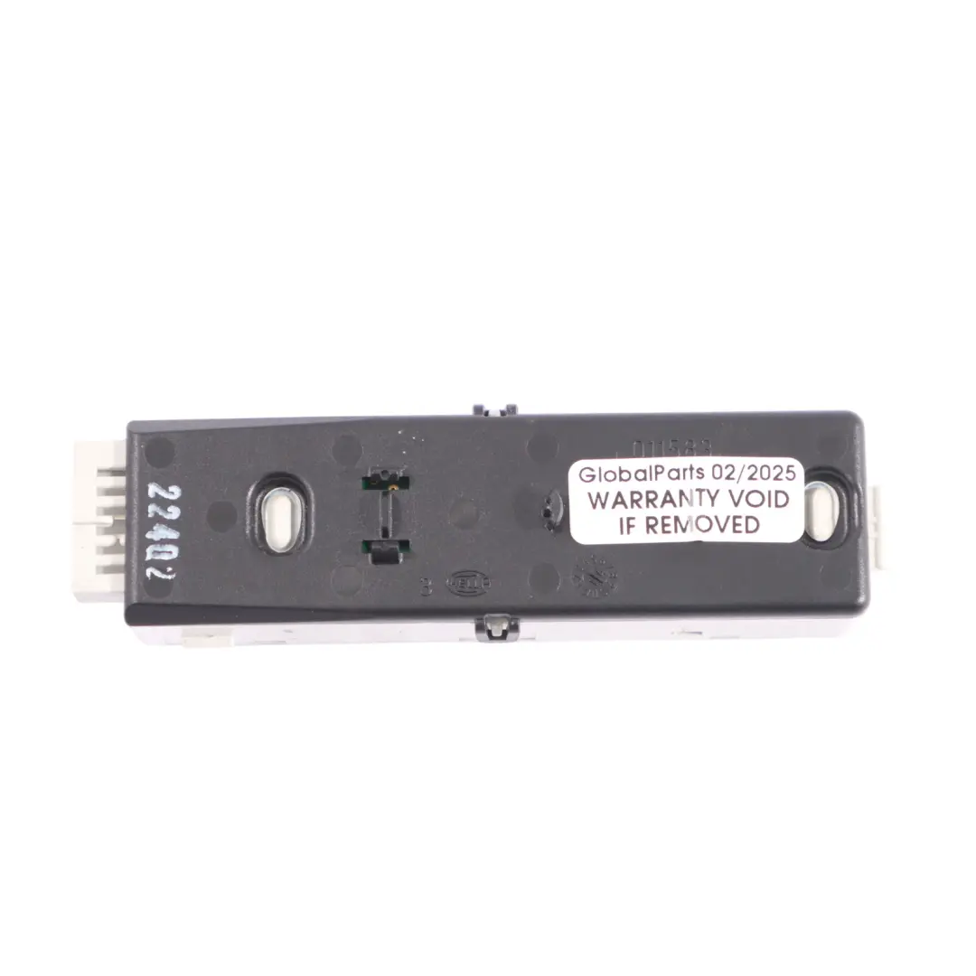 Luce Cabina Lampada Interna Posteriore Sinistra Nero per Mercedes W205 con numero di parte A0009060935 Mercedes W205 Luce Cabina Lampada Interna Posteriore Sinistra Nero - SKU A0009060935-1 - Numero di parte A0009060935