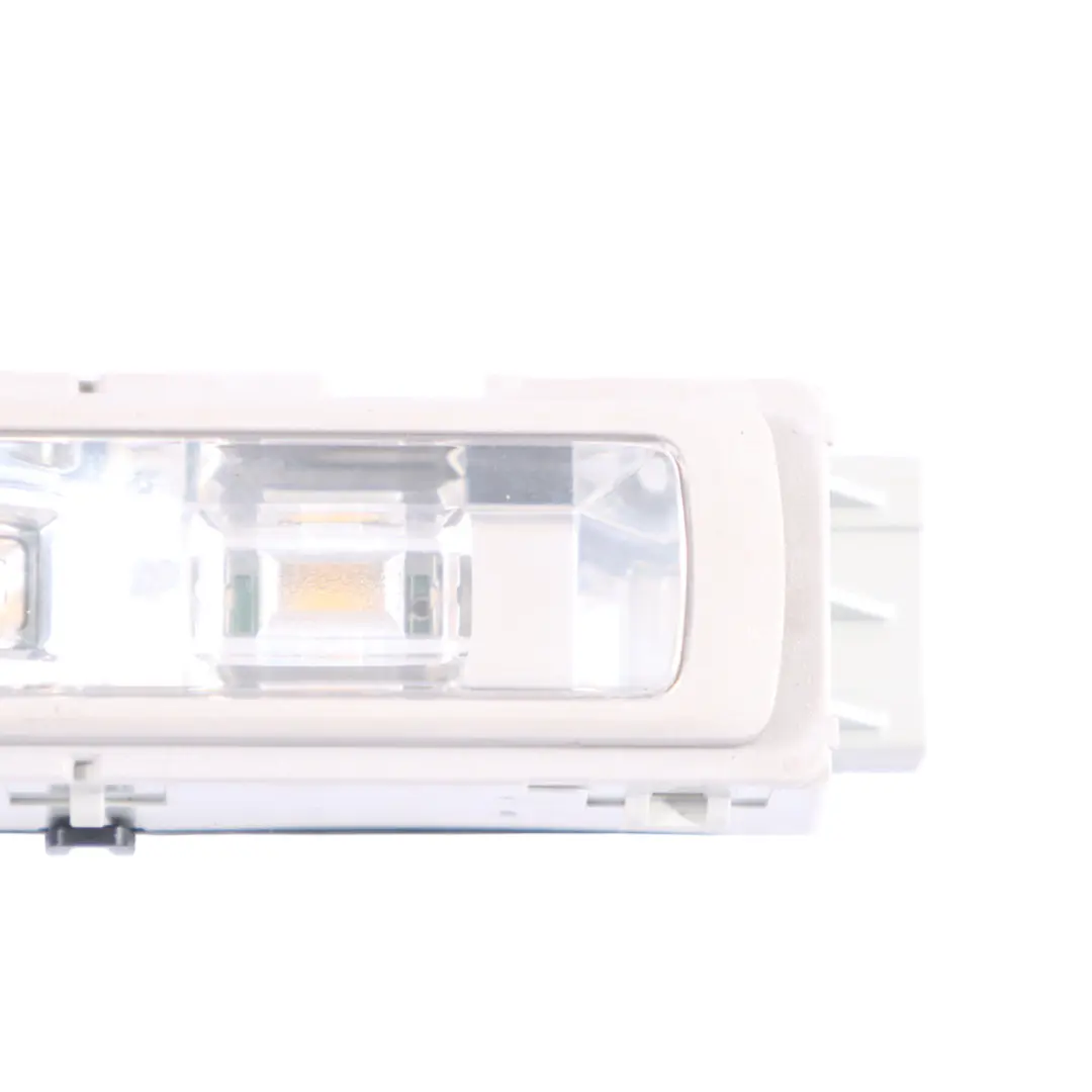 Luce Cabina Lampada Interna Posteriore Sinistra Nero per Mercedes W205 con numero di parte A0009060935 Mercedes W205 Luce Cabina Lampada Interna Posteriore Sinistra Nero - SKU A0009060935-1 - Numero di parte A0009060935