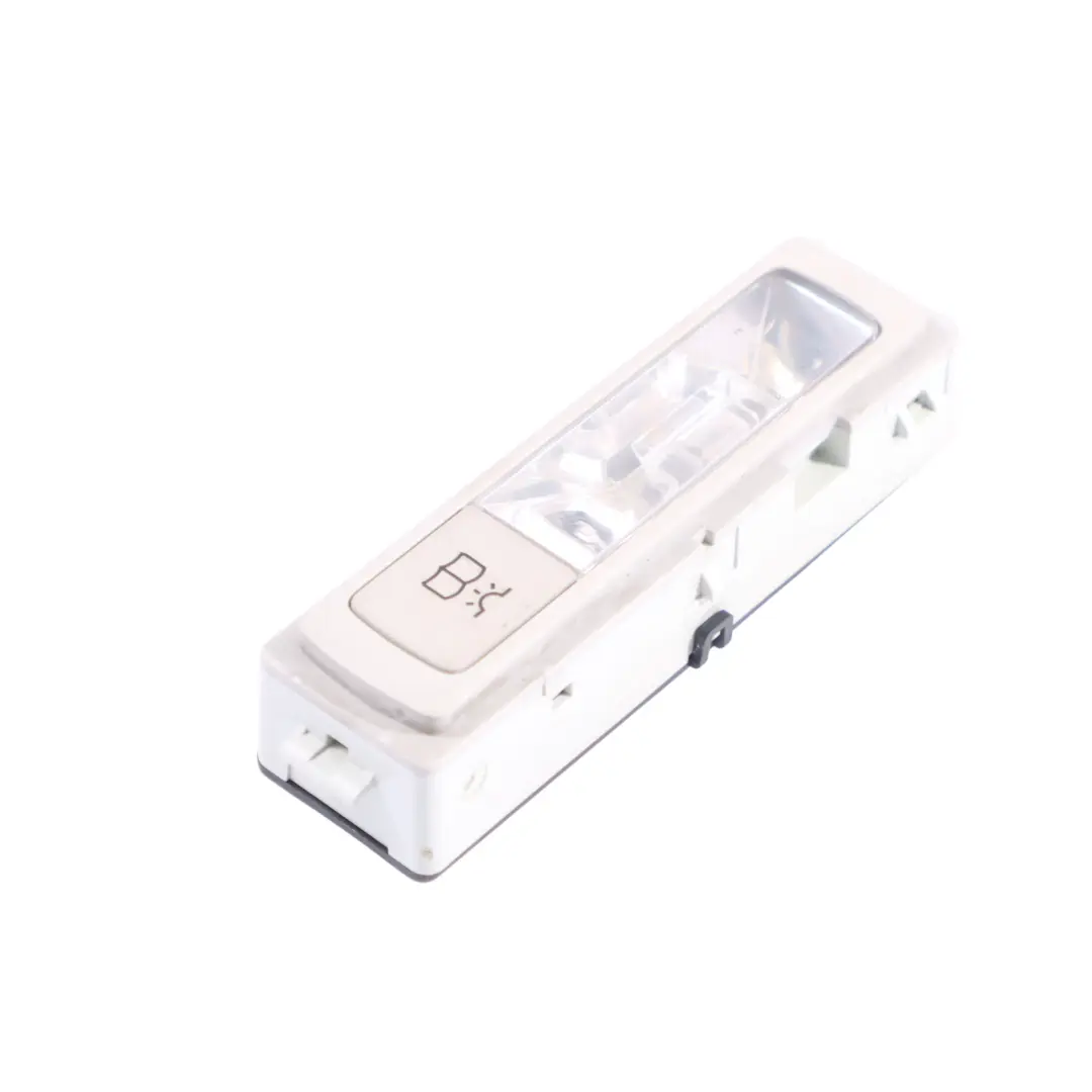 Mercedes W205 Luz De Cabina Trasera Luz Interior Derecha - SKU A0009061035-1 - Número de pieza A0009061035
