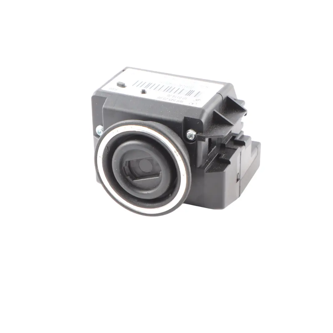 A160 W169 M266.920 Engine Control Unit ECU Automatic to Mercedes with Part number A0024463140 Mercedes A160 W169 M266.920 Engine Control Unit ECU Automatic - SKU A0024463140-3 - Part number A0024463140