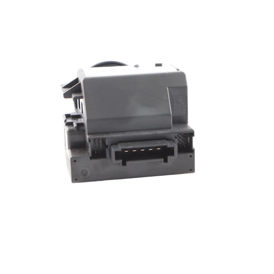 A160 W169 M266.920 Sterownik Komputer Silnika ECU do Mercedes o numerze A0024463140 Mercedes A160 W169 M266.920 Sterownik Komputer Silnika ECU - SKU A0024463140-3 - Numer Części A0024463140