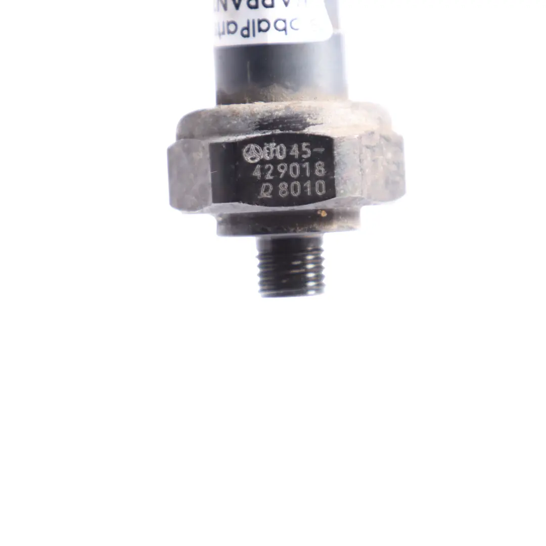 Sensore Pressione Aria Condizionata per Mercedes W164 W169 W204 C219 con numero di parte A0045429018 Mercedes W164 W169 W204 C219 Sensore Pressione Aria Condizionata - SKU A0045429018 - Numero di parte A0045429018