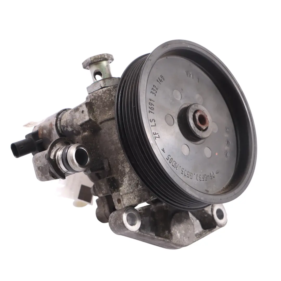 Unità Pompa Servosterzo per Mercedes W211 C219 con numero di parte A0054661401 Mercedes W211 C219 Unità Pompa Servosterzo - SKU A0054661401 - Numero di parte A0054661401