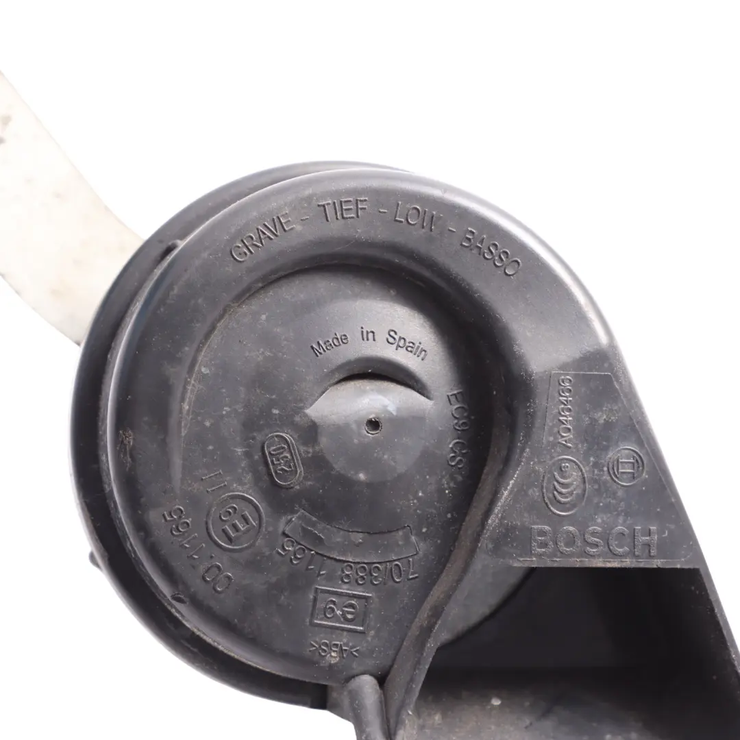 Klakson Sygnał Dźwiękowy do Mercedes W245 o numerze A0065421720 Mercedes W245 Klakson Sygnał Dźwiękowy - SKU A0065421720 - Numer Części A0065421720