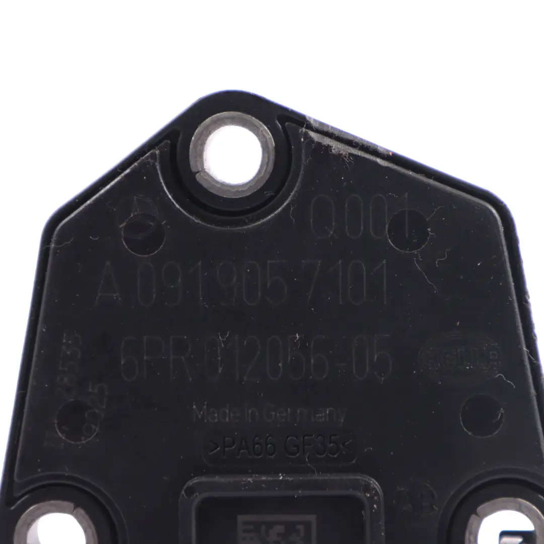 M264 Motor Ölstand Sensor für Mercedes W205 mit Teilenummer A0919057101 Mercedes W205 M264 Motor Ölstand Sensor - SKU A0919057101 - Teilenummer A0919057101