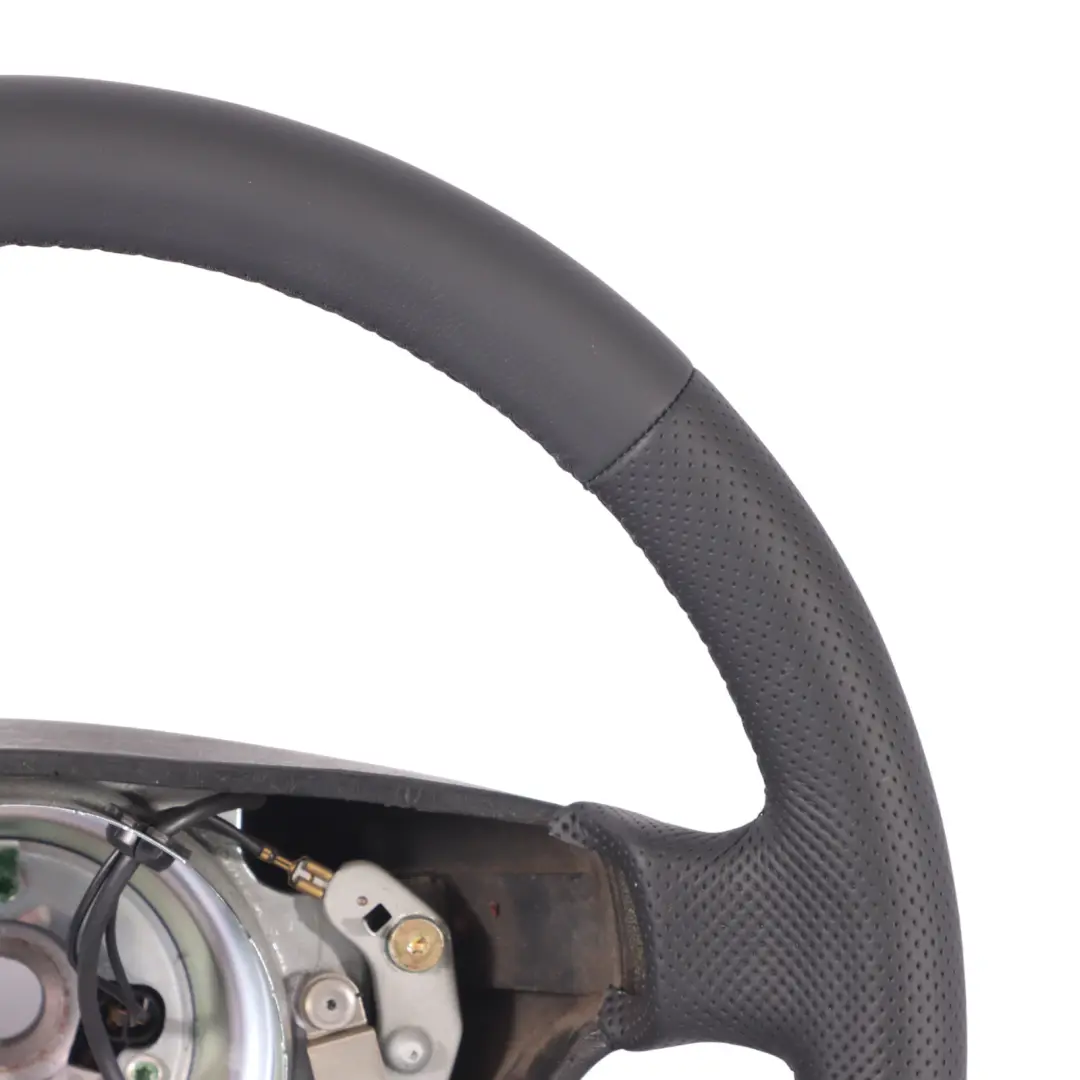 NUEVO Volante De Cuero Negro Hilos Negros para Mercedes W124 S124 C124 con número de pieza A1404605303 Mercedes W124 S124 C124 NUEVO Volante De Cuero Negro Hilos Negros - SKU A1404605303-1 - Número de pieza A1404605303
