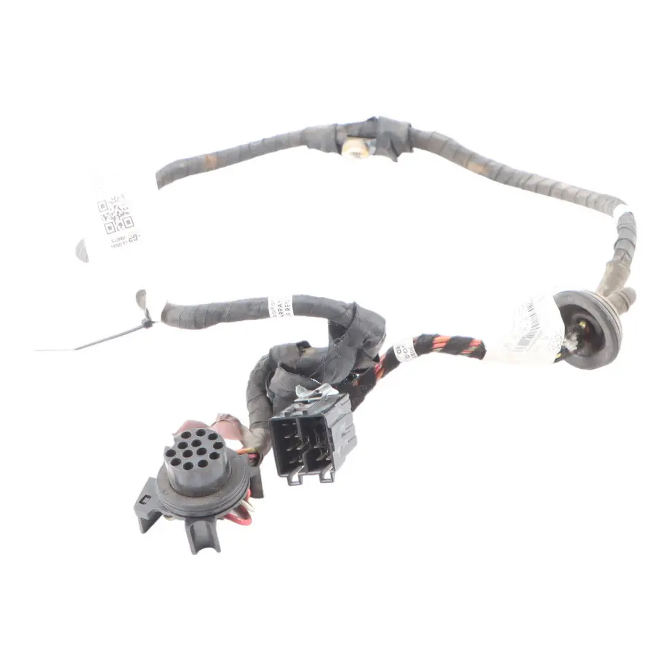 Tow Bar Electric Cable Towing Hitch Towbar Hook to Mercedes GLE W166 with Part number A1635402132 Mercedes GLE W166 Tow Bar Electric Cable Towing Hitch Towbar Hook - SKU A1635402132 - Part number A1635402132