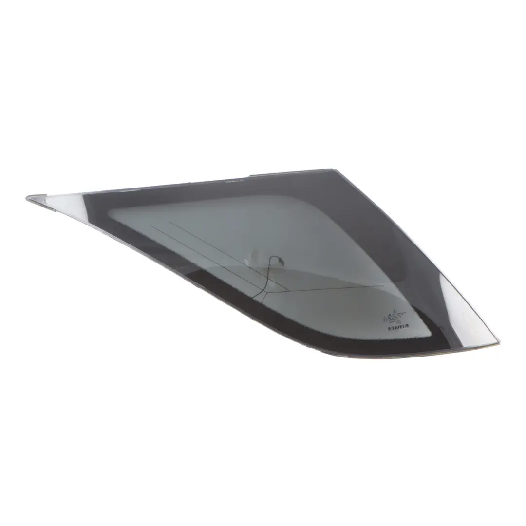 Vitre Latérale Arrière Fixe Gauche AS3 pour Mercedes ML W164 à propos du numéro de pièce A1646701511 Mercedes ML W164 Vitre Latérale Arrière Fixe Gauche AS3 - SKU A1646701511 - Numéro de pièce A1646701511