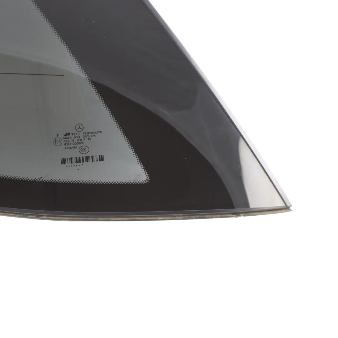 Vetro Laterale Quarto Posteriore Fisso Sinistro AS3 per Mercedes ML W164 con numero di parte A1646701511 Mercedes ML W164 Vetro Laterale Quarto Posteriore Fisso Sinistro AS3 - SKU A1646701511 - Numero di parte A1646701511