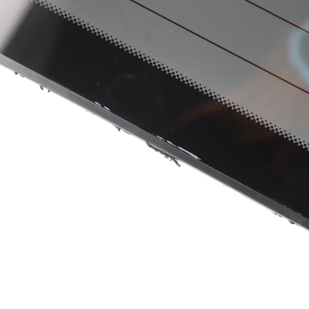 Vitre Latérale Arrière Fixe Gauche AS3 pour Mercedes ML W164 à propos du numéro de pièce A1646701511 Mercedes ML W164 Vitre Latérale Arrière Fixe Gauche AS3 - SKU A1646701511 - Numéro de pièce A1646701511