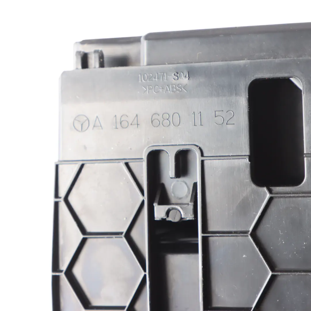 Mittelkonsole Dash Ablagefach Aschenbecher für Mercedes W164 mit Teilenummer A1646801152 Mercedes W164 Mittelkonsole Dash Ablagefach Aschenbecher - SKU A1646801152-1 - Teilenummer A1646801152