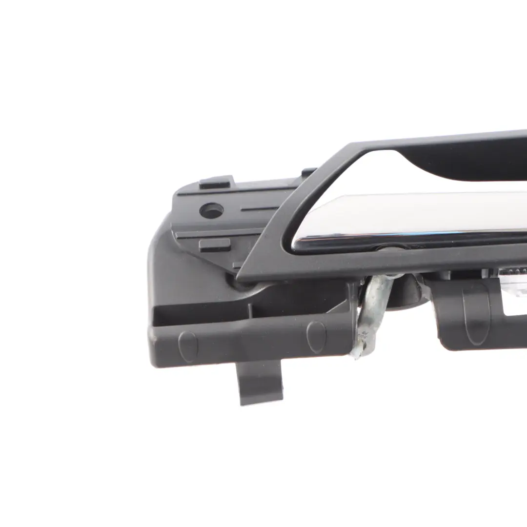 Mercedes W164 Poignée Couvercle Carte Porte Avant Gauche - SKU A1647600761 - Numéro de pièce A1647600761