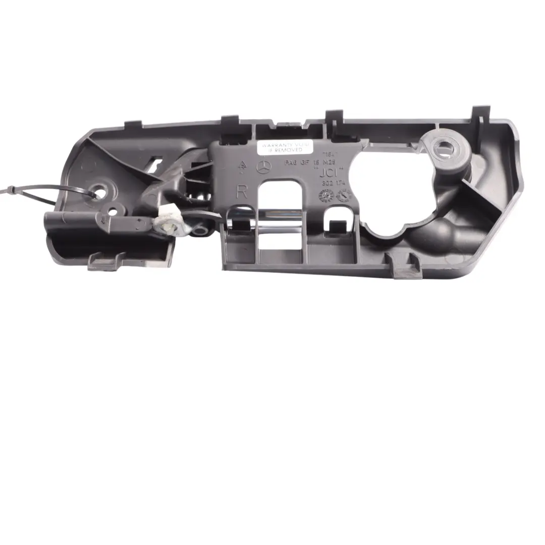 Innenraum Tür Griff Hinten Rechts Verkleidungs Platte für Mercedes W164 mit Teilenummer A1647600861 Mercedes W164 Innenraum Tür Griff Hinten Rechts Verkleidungs Platte - SKU A1647600861 - Teilenummer A1647600861