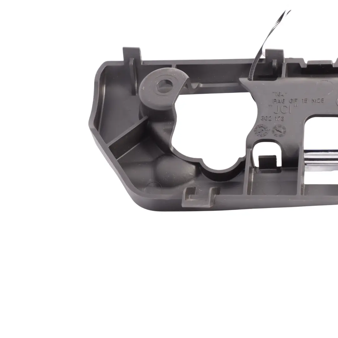 Poignée Déverrouillage Intérieur Porte Arrière Gauche pour Mercedes W164 à propos du numéro de pièce A1647600961 Mercedes W164 Poignée Déverrouillage Intérieur Porte Arrière Gauche - SKU A1647600961 - Numéro de pièce A1647600961