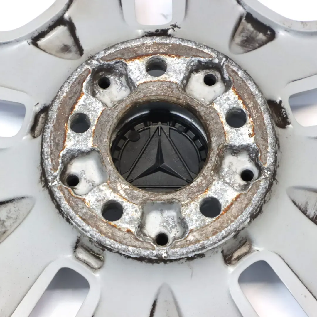 Llanta Aleación Plateada 21" Star Spoke 10J ET:46 para Mercedes W166 AMG con número de pieza A1664012502 Mercedes W166 AMG Llanta Aleación Plateada 21" Star Spoke 10J ET:46 - SKU A1664012502-1 - Número de pieza A1664012502