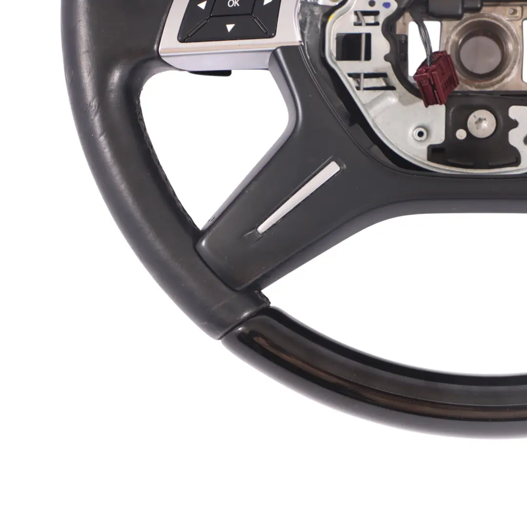 Pelle Piano Nero Designo Cambio al Volante per Volante Mercedes W166 W463 con numero di parte A1664601918 Volante Mercedes W166 W463 Pelle Piano Nero Designo Cambio al Volante - SKU A1664601918 - Numero di parte A1664601918