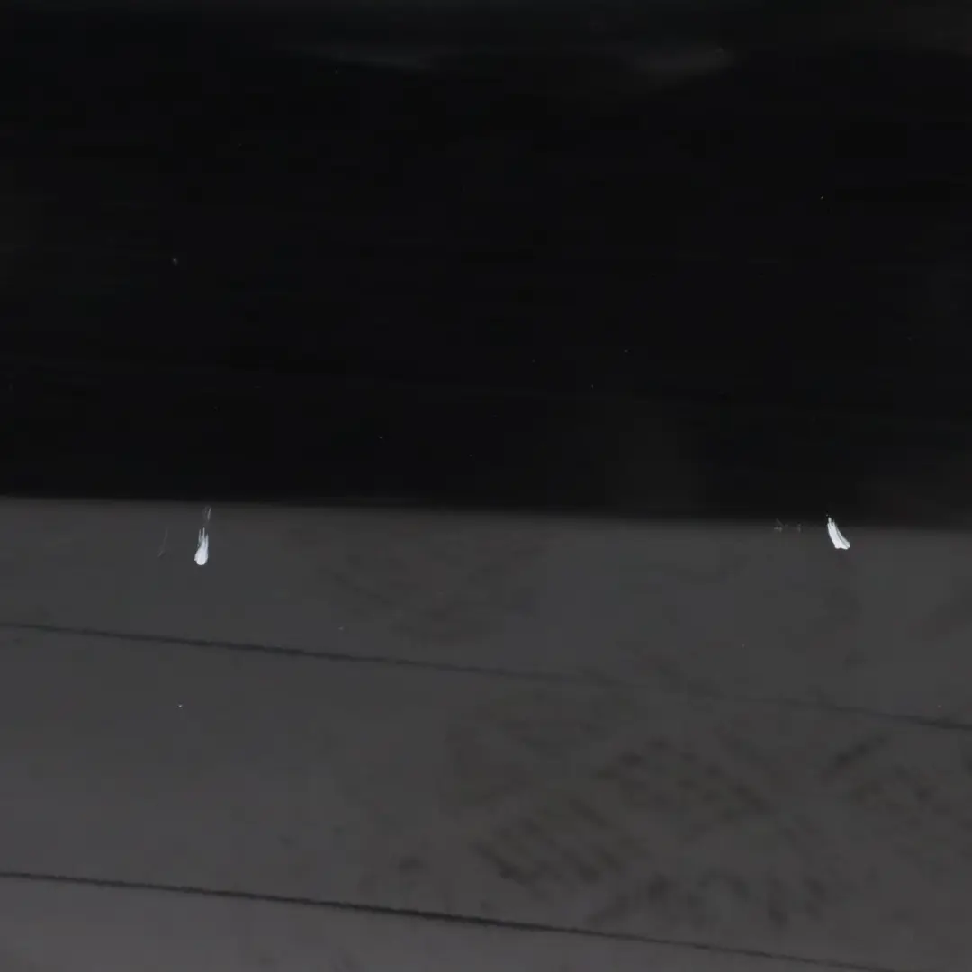 Puerta Trasera Izquierda Obsidian Black Metallic - 197 para Mercedes ML X166 con número de pieza A1667300305 Mercedes ML X166 Puerta Trasera Izquierda Obsidian Black Metallic - 197 - SKU A1667300305-OB - Número de pieza A1667300305