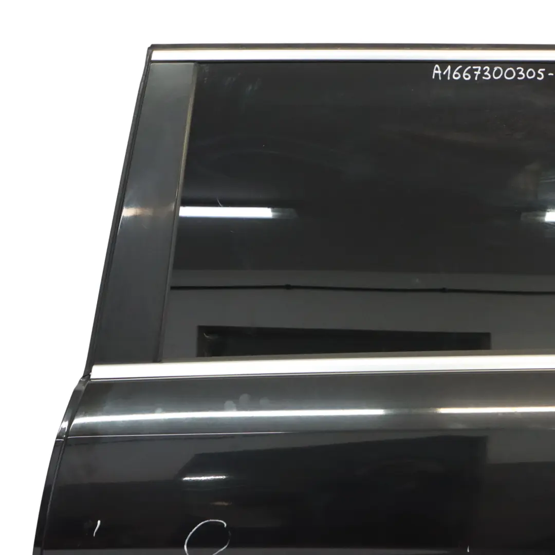 Mercedes ML X166 Puerta Trasera Izquierda Obsidian Black Metallic - 197 - SKU A1667300305-OB - Número de pieza A1667300305