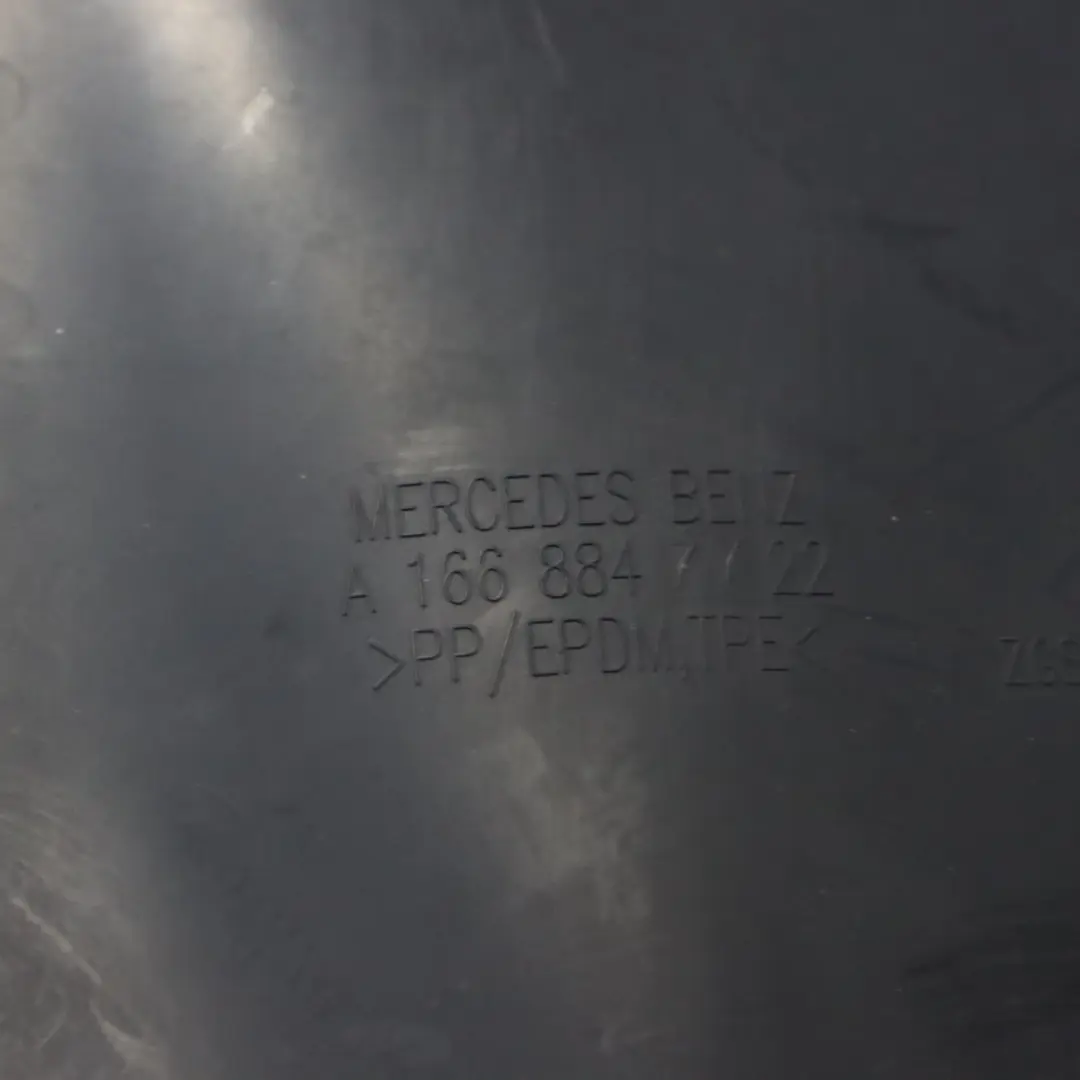 Mercedes X166 Wheel Arch Housing Front Right O/S Wheel Mud Cover - SKU A1668847722 - Part number A1668847722