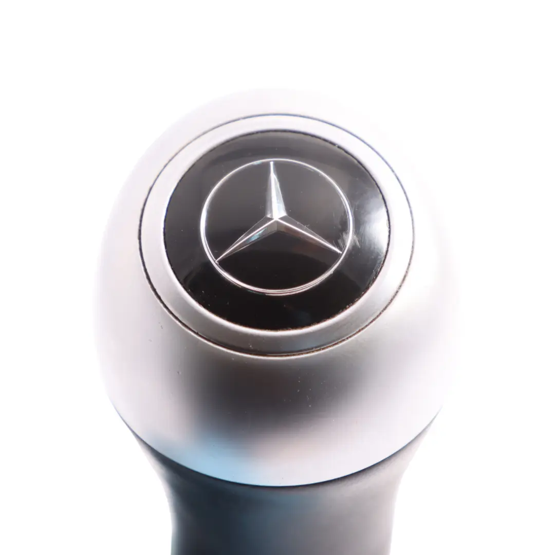 Schaltknauf Automatik Schalthebel Silber Schwarz für Mercedes W169 W245 mit Teilenummer A1693740810 Mercedes W169 W245 Schaltknauf Automatik Schalthebel Silber Schwarz - SKU A1693740810 - Teilenummer A1693740810