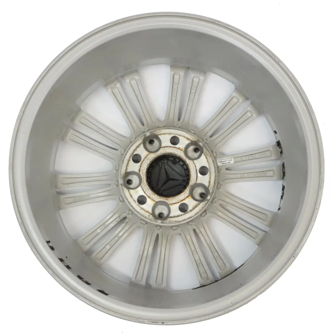 Cerchio in lega argento 16" 6J ET:46 per Mercedes W169 con numero di parte A1694012102 Mercedes W169 Cerchio in lega argento 16" 6J ET:46 - SKU A1694012102-1 - Numero di parte A1694012102