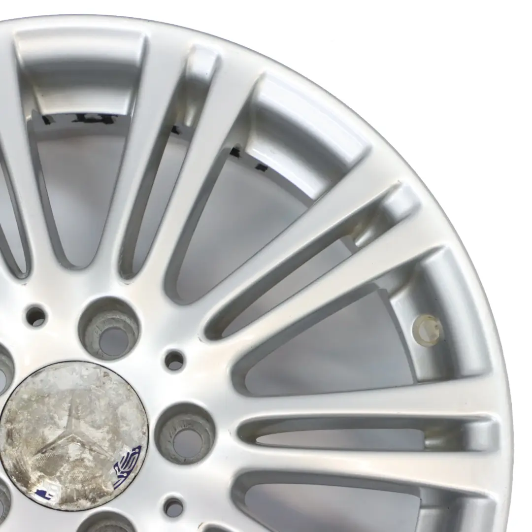 Cerchio in lega argento 16" 6J ET:46 per Mercedes W169 con numero di parte A1694012102 Mercedes W169 Cerchio in lega argento 16" 6J ET:46 - SKU A1694012102-1 - Numero di parte A1694012102