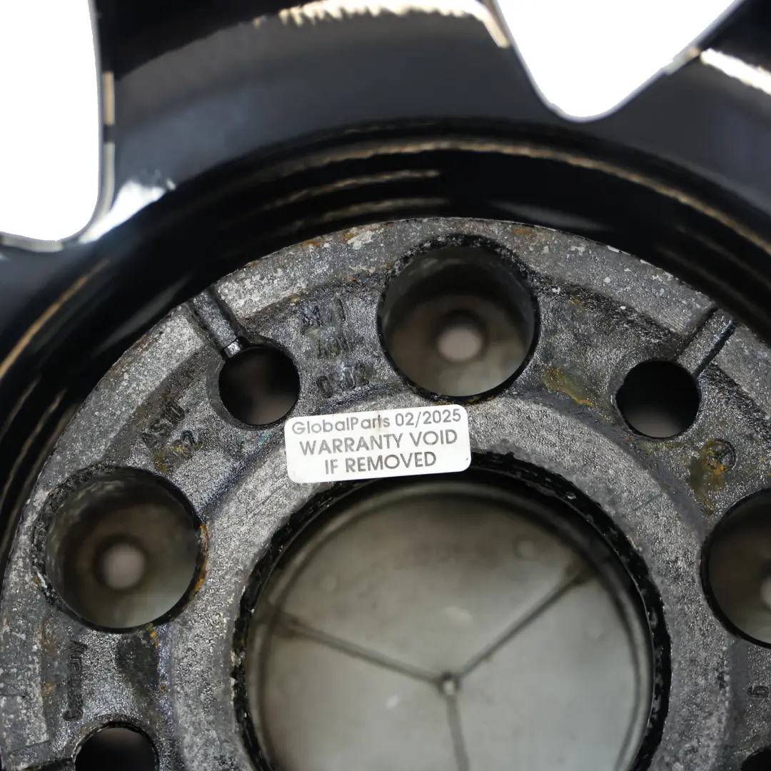 Schwarz Leichtmetallfelge Alufelge 16" 7J ET:34 7-Loch für Mercedes R171 mit Teilenummer A1714010902 Mercedes R171 Schwarz Leichtmetallfelge Alufelge 16" 7J ET:34 7-Loch - SKU A1714010902-6 - Teilenummer A1714010902