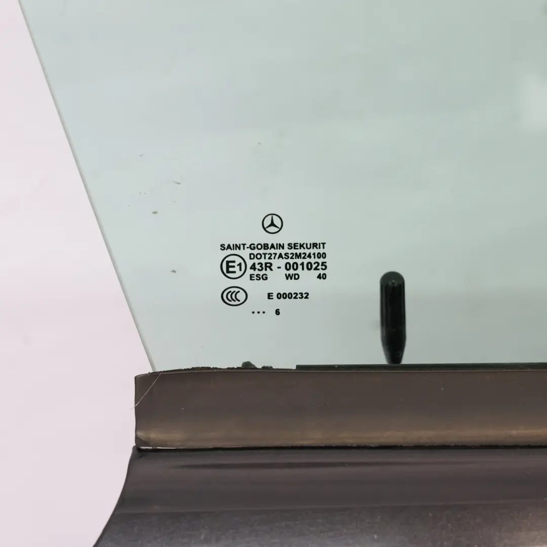 Mercedes SLK R171 Tür Vorne Rechts Obsidianschwarz Metallic - 197 - SKU A1717200205-OB1 - Teilenummer A1717200205