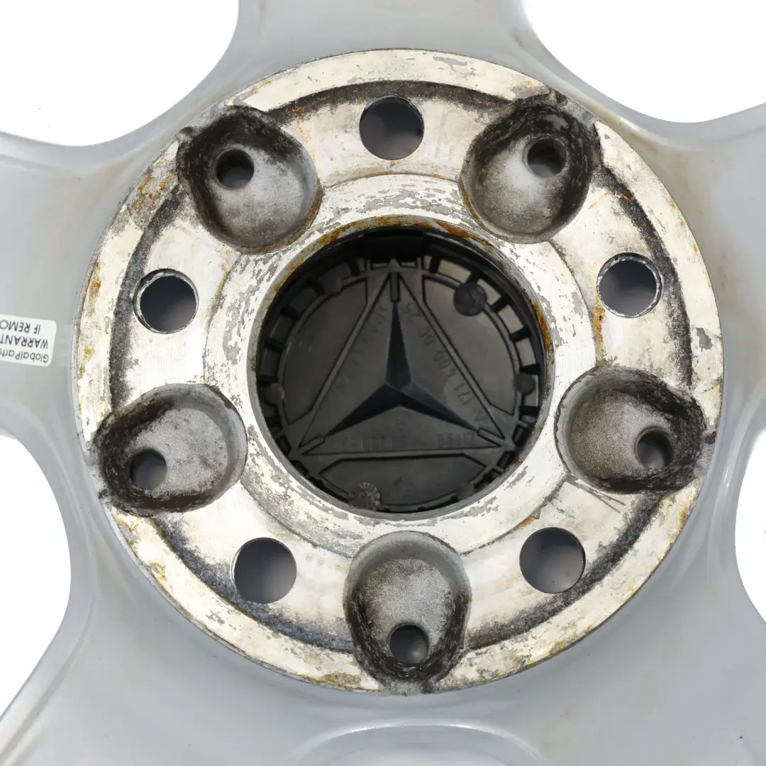 Jante en alliage argenté 17" 7,5J ET:42 5 Spoke pour Mercedes R172 à propos du numéro de pièce A1724013602 Mercedes R172 Jante en alliage argenté 17" 7,5J ET:42 5 Spoke - SKU A1724013602-1 - Numéro de pièce A1724013602