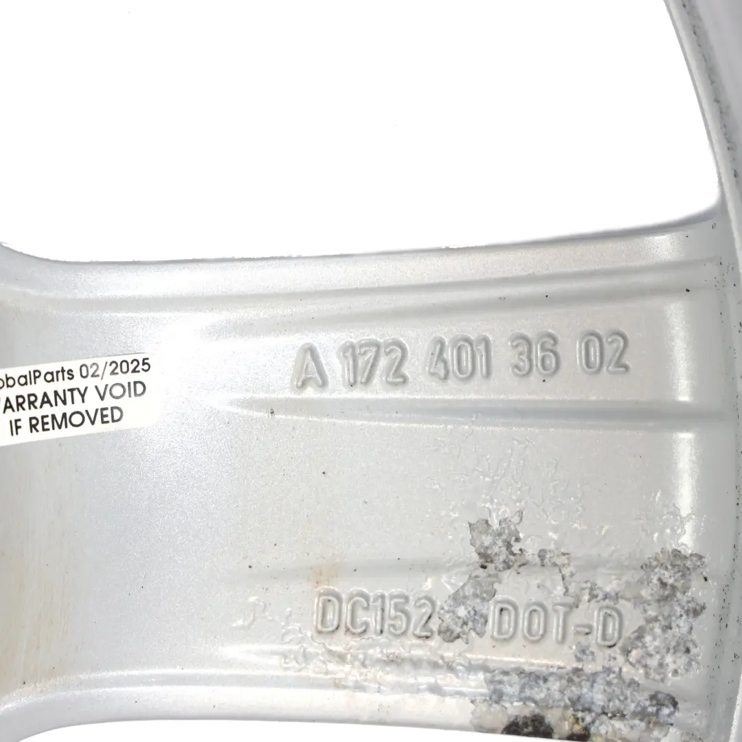 Jante en alliage argenté 17" 7,5J ET:42 5 Spoke pour Mercedes R172 à propos du numéro de pièce A1724013602 Mercedes R172 Jante en alliage argenté 17" 7,5J ET:42 5 Spoke - SKU A1724013602-1 - Numéro de pièce A1724013602