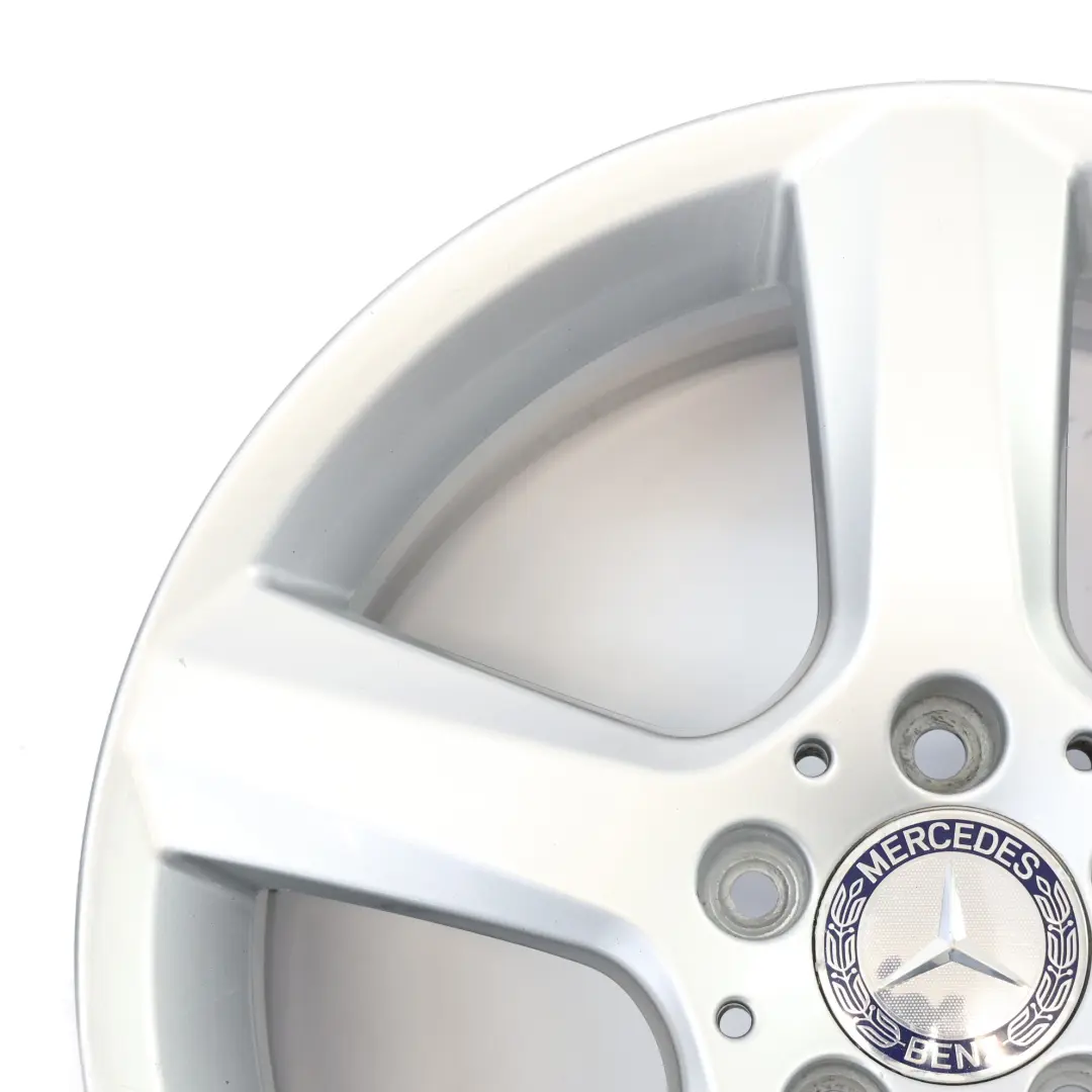 Silberne Leichtmetallfelge 17" 7,5J ET:42 5 Speichen für Mercedes R172 mit Teilenummer A1724013602 Mercedes R172 Silberne Leichtmetallfelge 17" 7,5J ET:42 5 Speichen - SKU A1724013602-1 - Teilenummer A1724013602