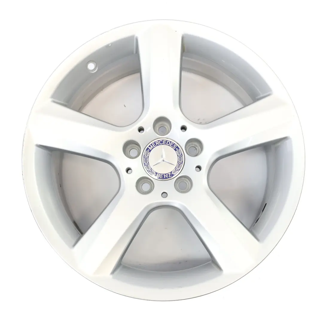 Srebrna Felga Aluminiowa 17" 8,5J ET:36 do Mercedes R172 o numerze A1724013702 Mercedes R172 Srebrna Felga Aluminiowa 17" 8,5J ET:36 - SKU A1724013702-1 - Numer Części A1724013702