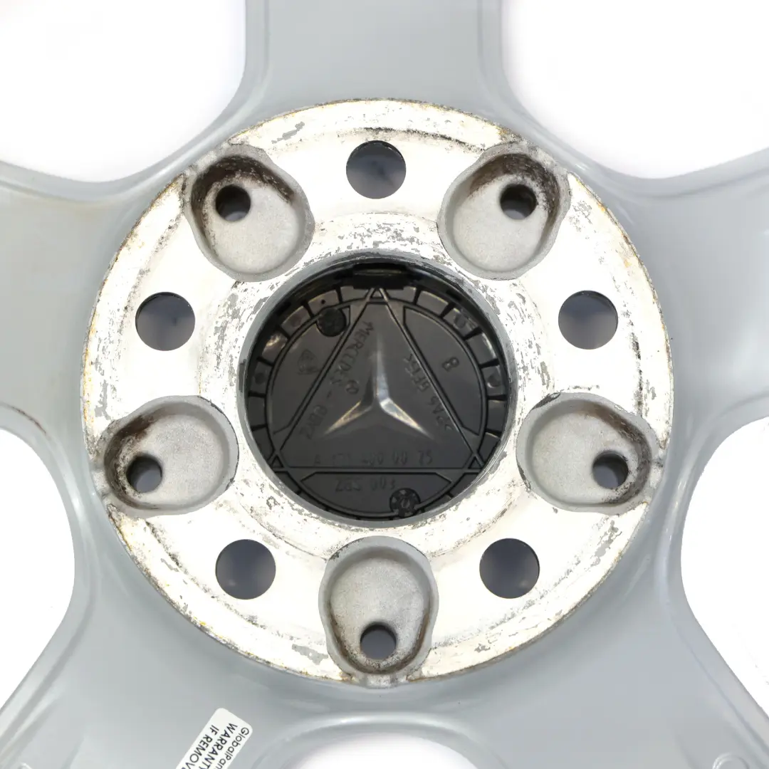 Llanta de aleación plateada Mercedes R172 17" 8,5J ET:36 5 radios para con número de pieza A1724013702 Llanta de aleación plateada Mercedes R172 17" 8,5J ET:36 5 radios - SKU A1724013702-2 - Número de pieza A1724013702