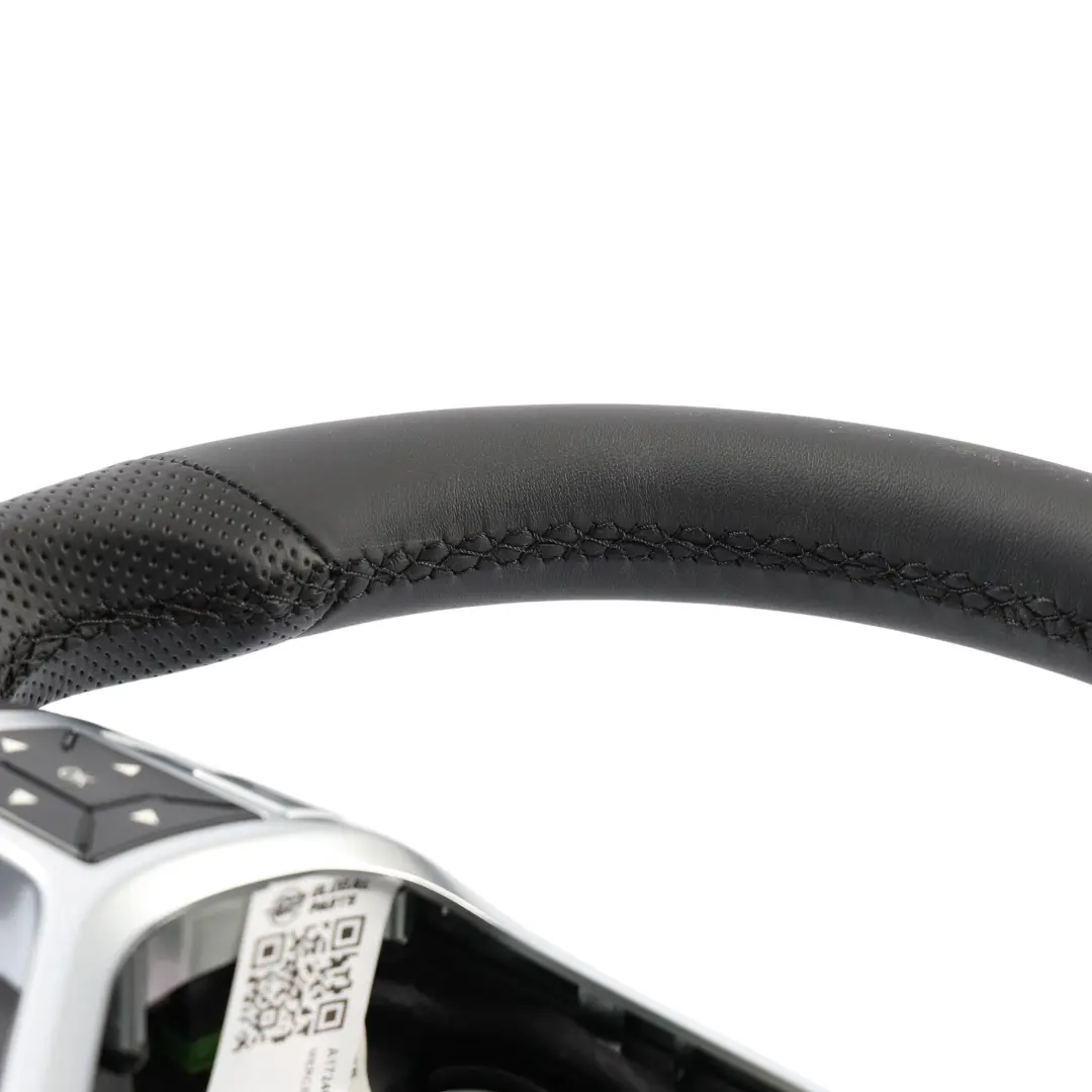 NUEVO Cuero Negro Sport para Volante Mercedes W176 W204 C207 W212 con número de pieza A1724602903 Volante Mercedes W176 W204 C207 W212 NUEVO Cuero Negro Sport - SKU A1724602903-1 - Número de pieza A1724602903