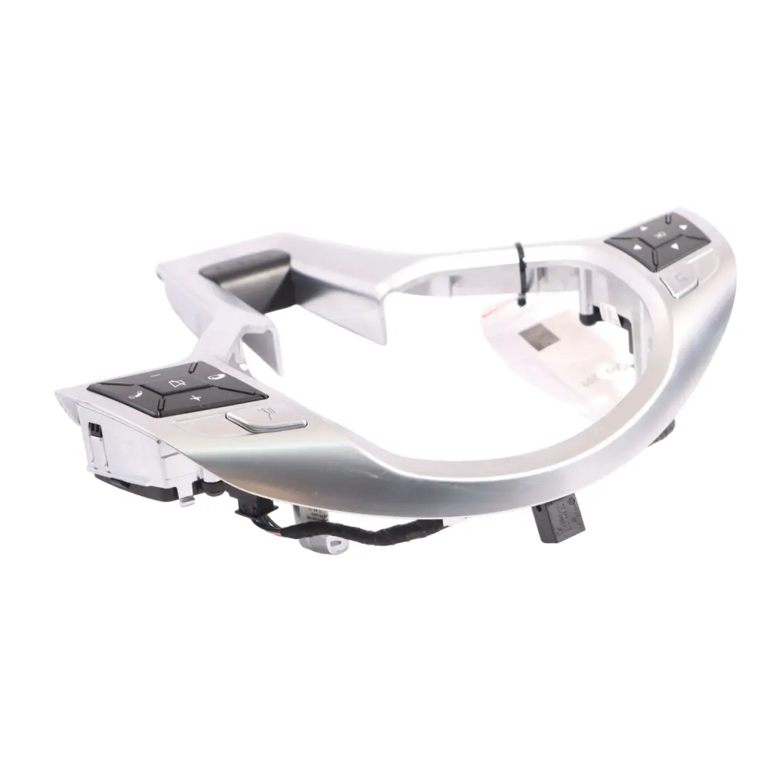 Interruttore Volante Mercedes W176 W204 Pulsante Multifunzione Trim per con numero di parte A1725400262 Interruttore Volante Mercedes W176 W204 Pulsante Multifunzione Trim - SKU A1725400262-4 - Numero di parte A1725400262